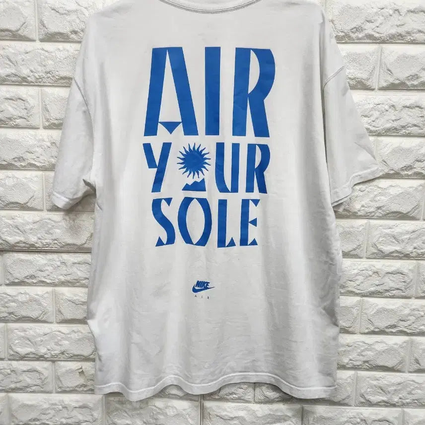 [BUNJANG] Nike Round Neck Short Sleeve T-Shirt (Size 100-105) / 나이키 반팔 라운드티 100-105사이즈 k641