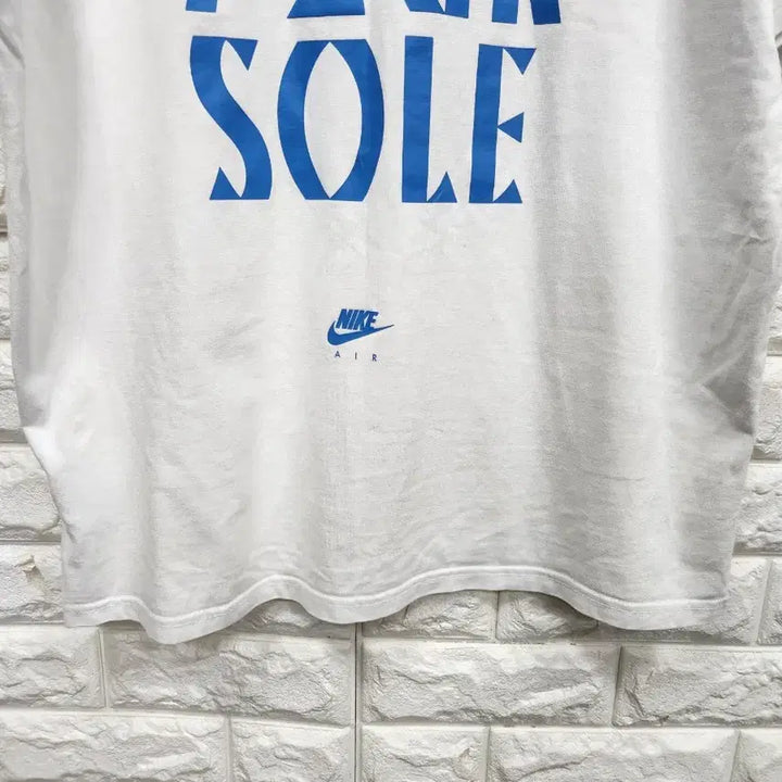 [BUNJANG] Nike Round Neck Short Sleeve T-Shirt (Size 100-105) / 나이키 반팔 라운드티 100-105사이즈 k641