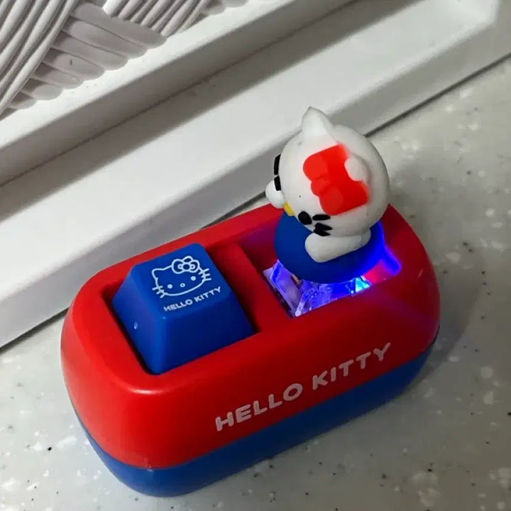 [BUNJANG] Kitty Car Keycap Clicker Keychain / 키티 자동차 키캡 클리커 키링