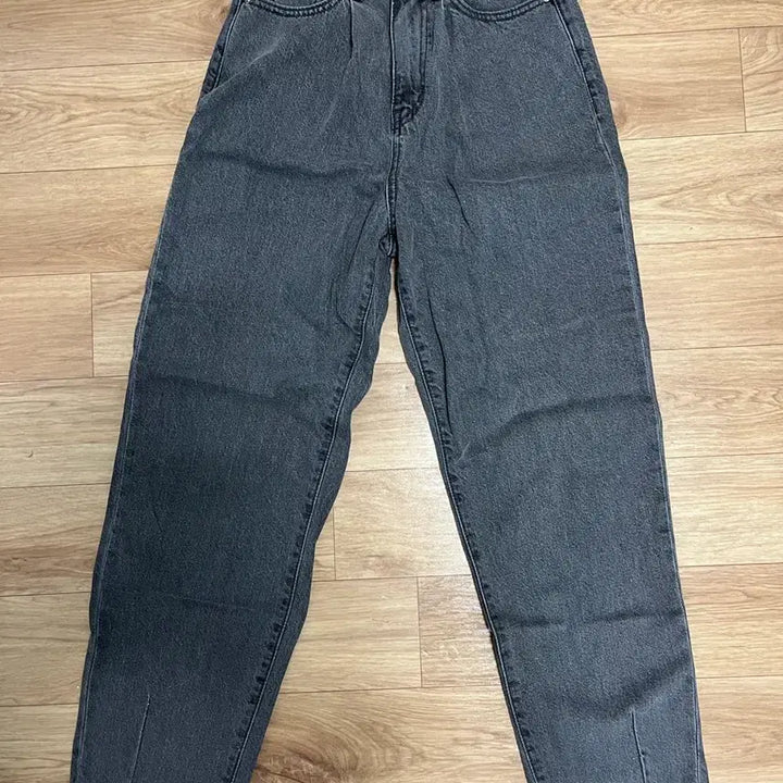 [BUNJANG] Spao Gray Pleated Denim Pants / 스파오 그레이 핀턱 데님