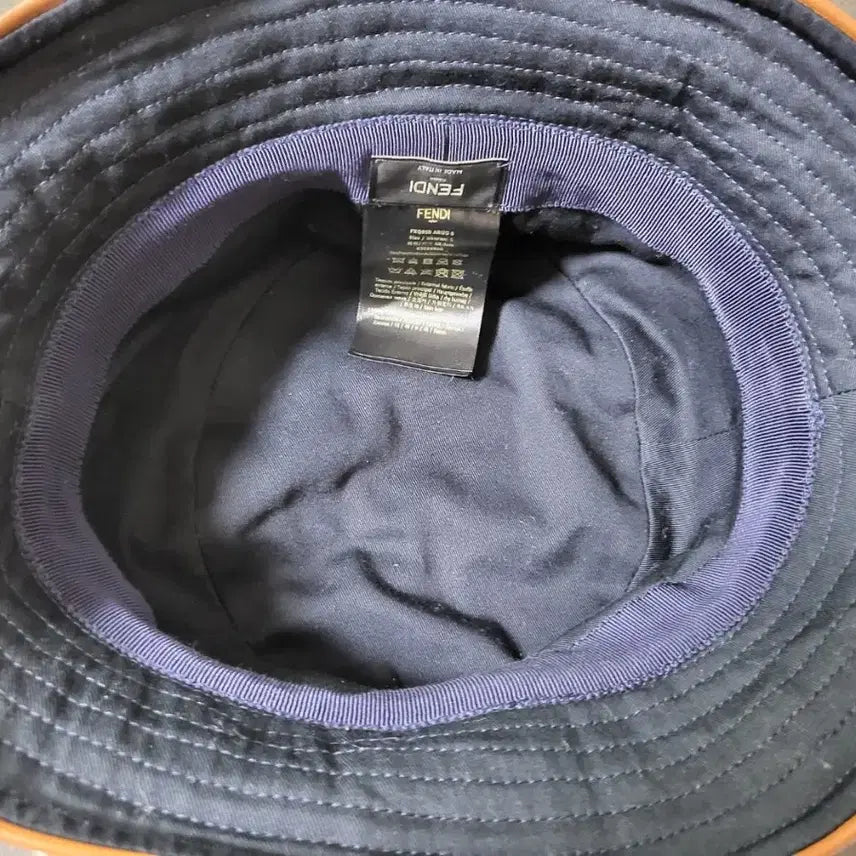 [BUNJANG] Fendi FF Logo Bucket Hat / 정품)펜디 FF 로고 버킷햇 남녀공용