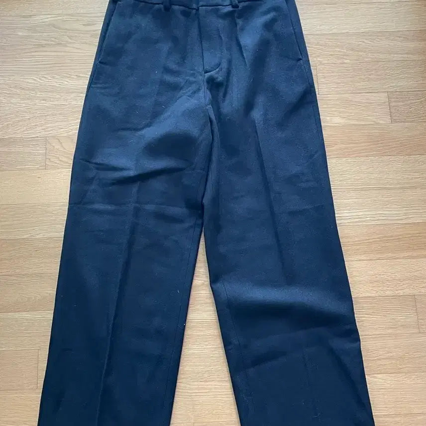 [BUNJANG] Arket Relaxed Wool Trousers Black / 아르켓 블랙 릴렉스드 울 트라우저