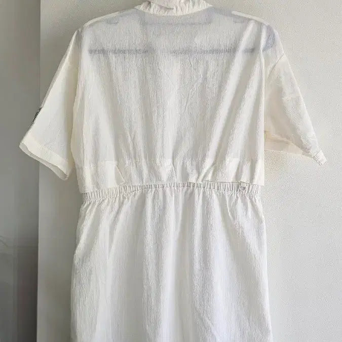 [BUNJANG] Gary &amp; Freckle Anorak Shirring Half-Zip Dress / (새옷) 게리앤프레키/ 아노락셔링 반집업원피스 m(90)