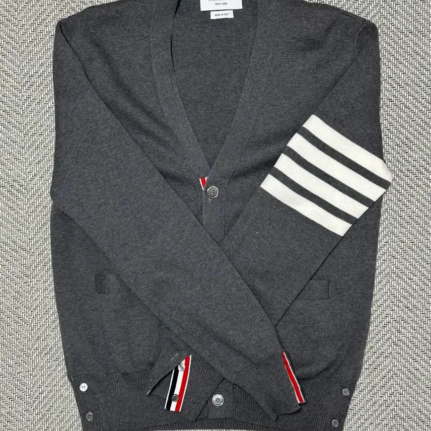 [SOLD OUT] [새상품급] 톰브라운 밀라노스티치 가디건