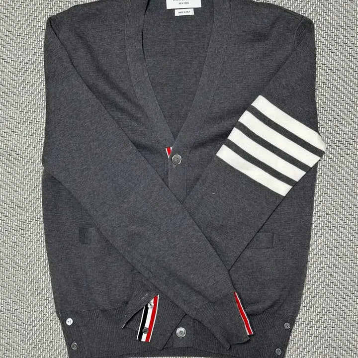 [SOLD OUT] [새상품급] 톰브라운 밀라노스티치 가디건