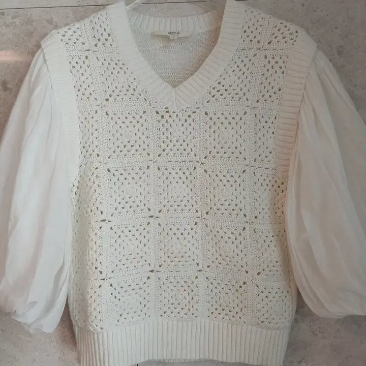 [BUNJANG] Vanessa Bruno Crochet Knit Blouse / 바네사부르노 소매퍼프 크로쉐니트 (주말초특가)