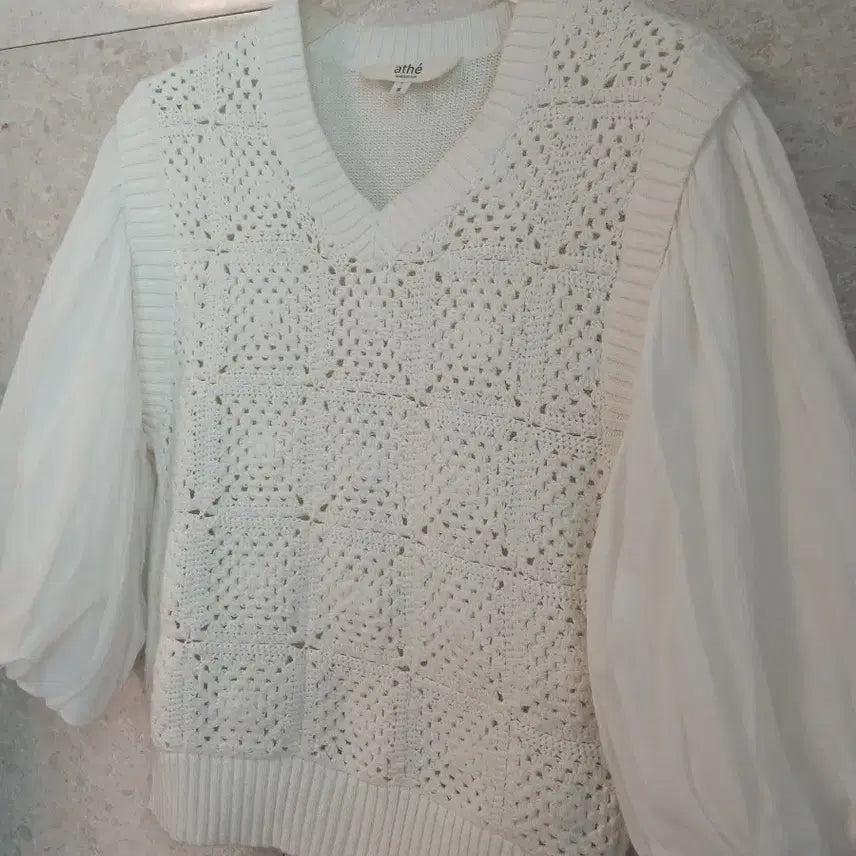 [BUNJANG] Vanessa Bruno Crochet Knit Blouse / 바네사부르노 소매퍼프 크로쉐니트 (주말초특가)