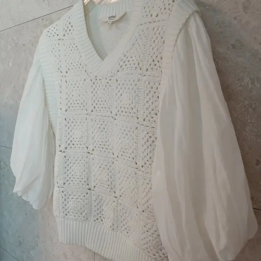 [BUNJANG] Vanessa Bruno Crochet Knit Blouse / 바네사부르노 소매퍼프 크로쉐니트 (주말초특가)