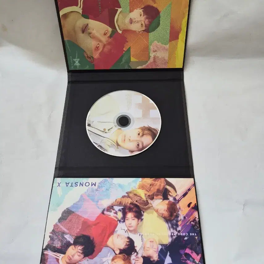 [BUNJANG] Monsta X The Code 5th Mini Album Signed CD / 몬스타엑스 The Code 5집미니친필 사인 cd 올려봅니