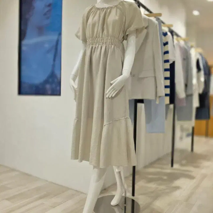 [BUNJANG] ZICL G-Cut Square Neck Smocking Dress / 지컷 스모킹 스퀘어넥 원피스