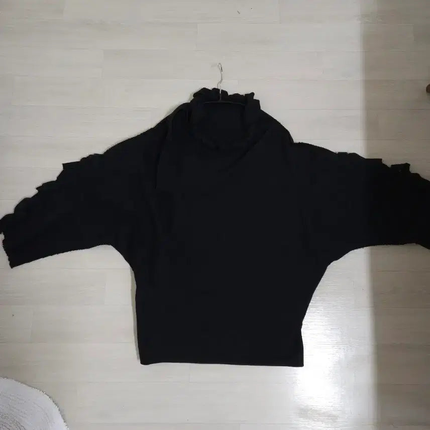 [BUNJANG] Issey Miyake A poc 7-part Sleeve Knitted Top / Issey Miyake A poc inside 7부 매듭 디테일 니트