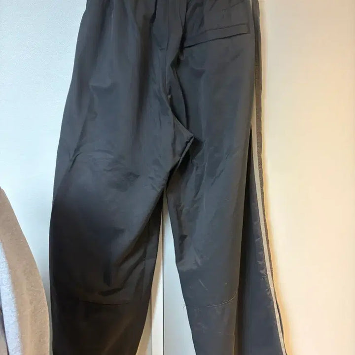 [BUNJANG] Polytheru Nylon Track Pants Black 24FW / [4] 폴리테루 나일론 트랙팬츠 블랙 24FW