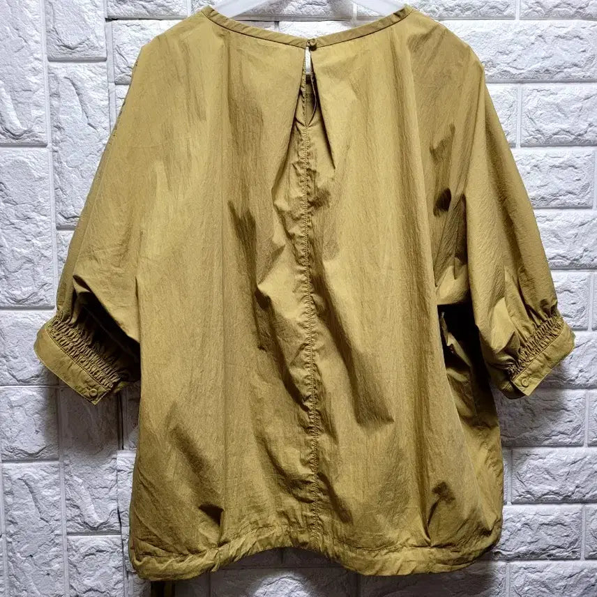 [BUNJANG] Izzatbaba Loose Fit Shirt / 아이잗바바 면바스락 루즈핏 셔츠