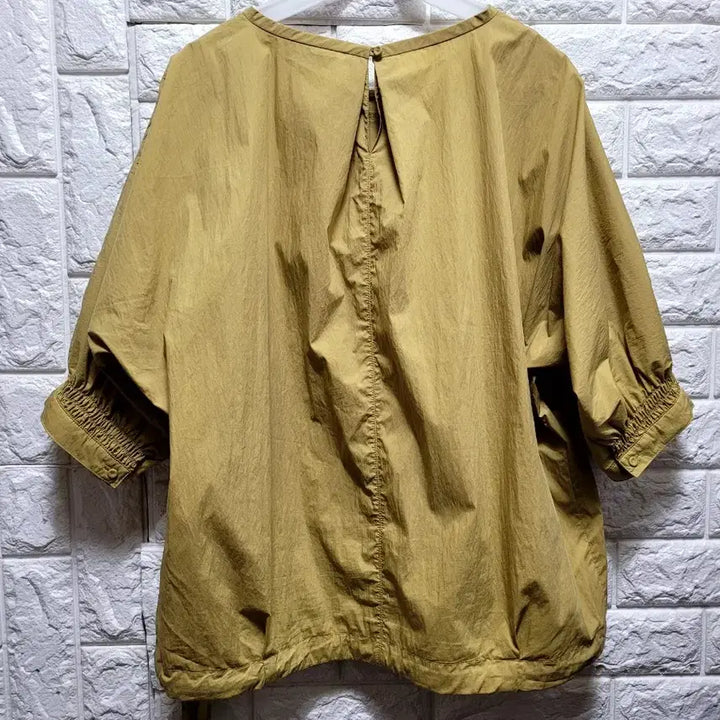 [BUNJANG] Izzatbaba Loose Fit Shirt / 아이잗바바 면바스락 루즈핏 셔츠