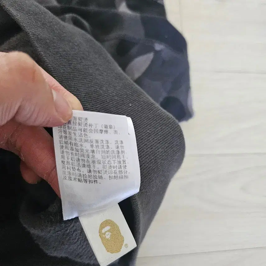 [SOLD OUT] 정가품 애매한거 사지말고 저한테 사세요 정품 Bape 베이프  L  흑계