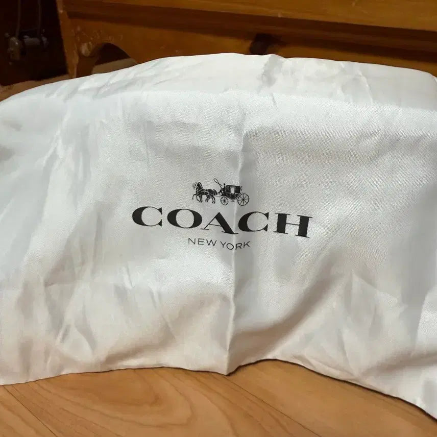 [BUNJANG] Coach Collaboration Camera Bag Crossbody Bag / 코치 콜라보 카메라백 크로스백 코치 가방