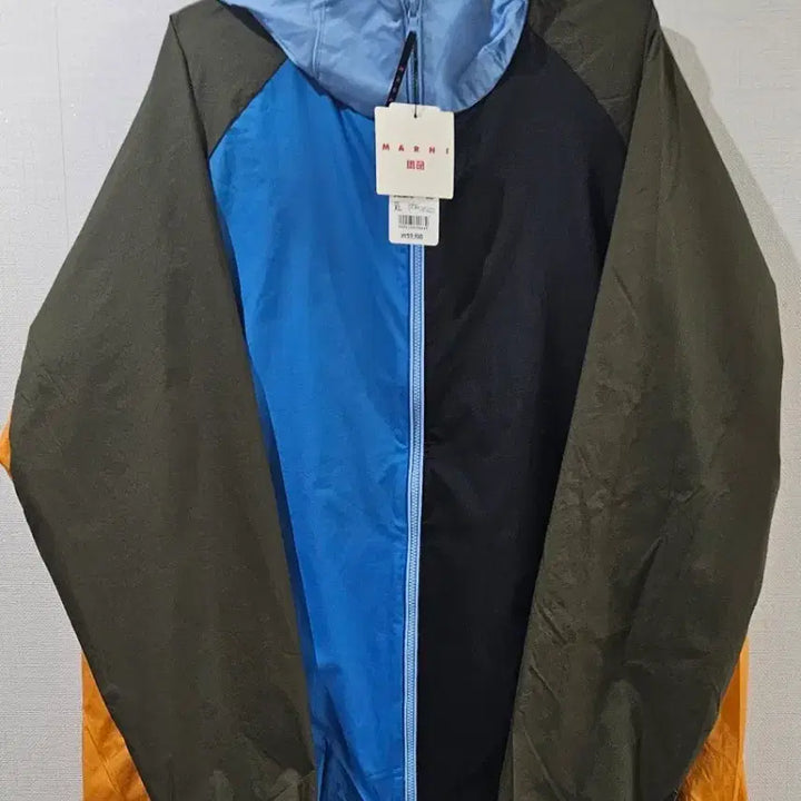 [SOLD OUT] (새상품)유니클로 마르니 컬러블록 바람막이 XL 사이즈