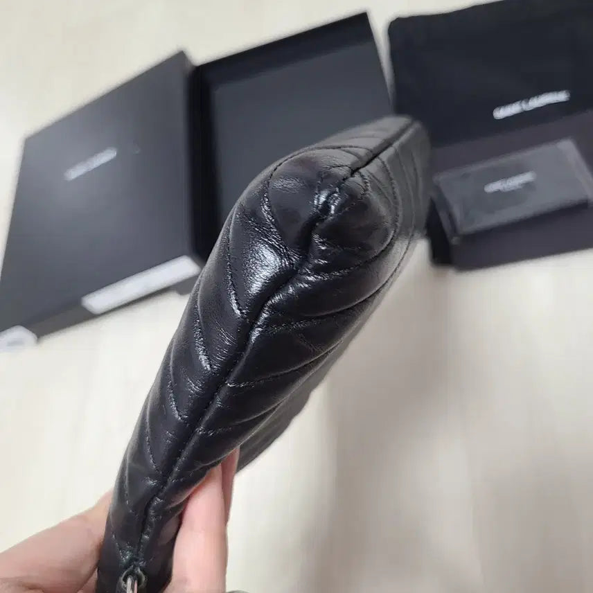 [BUNJANG] Saint Laurent Matelassé Black Clutch Bag Full Set / 생로랑 마틀라세 블랙 클러치 백 풀세트