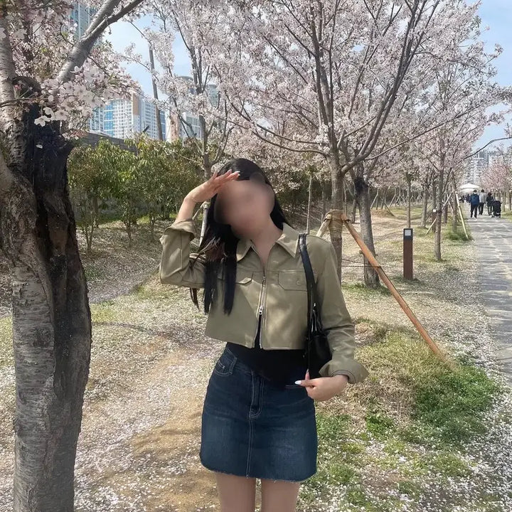 [BUNJANG] Heizzii Crop Jacket / 헤이지지 크롭자켓