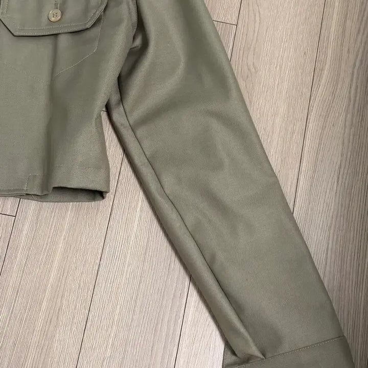 [BUNJANG] Heizzii Crop Jacket / 헤이지지 크롭자켓