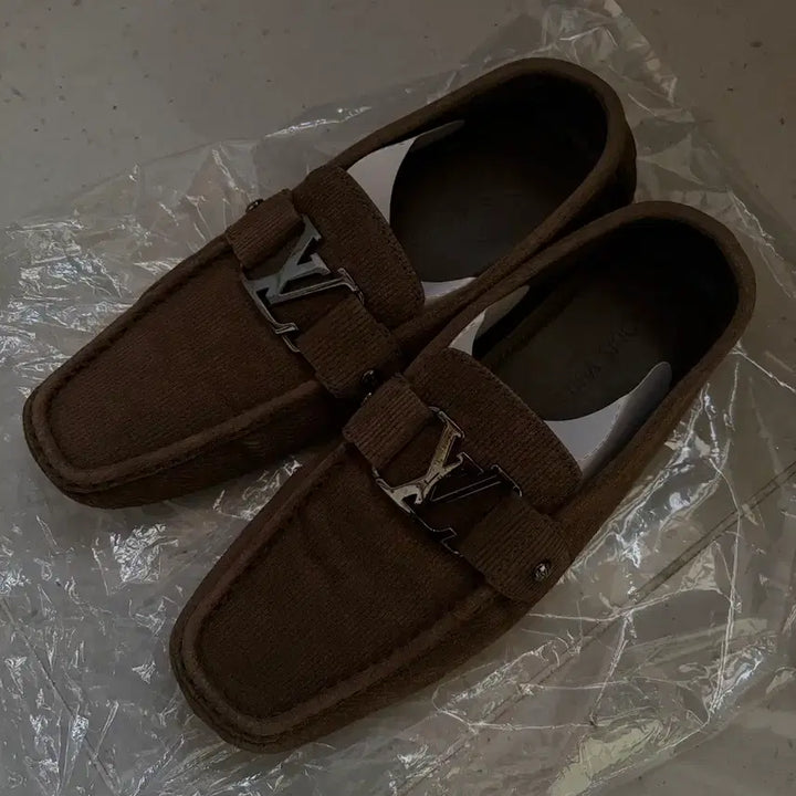 [BUNJANG] Louis Vuitton Suede Corduroy Loafers 270 / 루이비통 스웨이드 골덴 로퍼 270