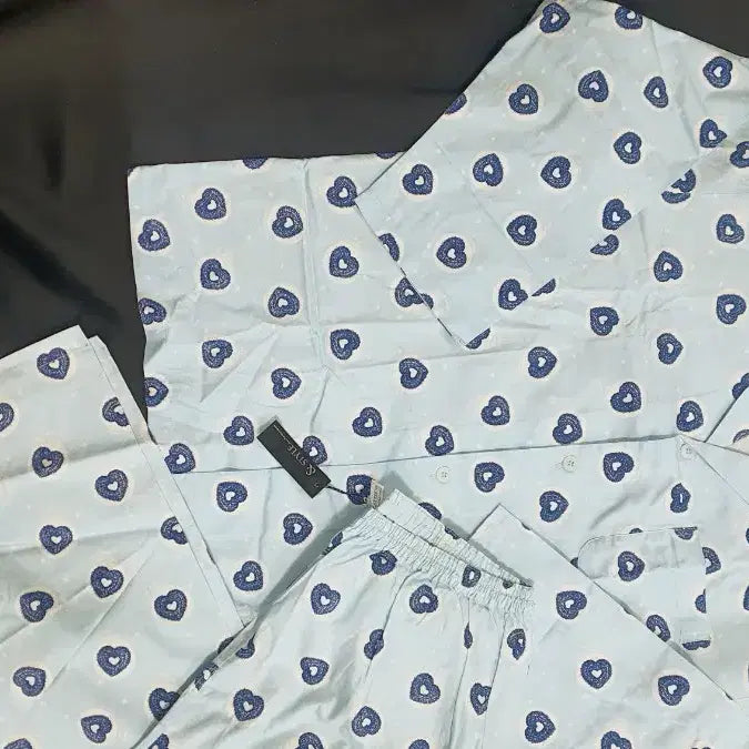 [BUNJANG] Long Sleeve Pajamas - Light Blue Heart Pattern - Size 105 / 긴팔 잠옷105