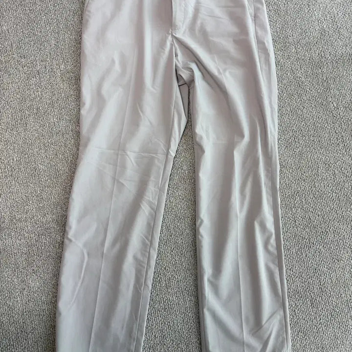 [BUNJANG] Cool Standard Light Gray Semi-Wide Fit Slacks / 쿨탠다드 라이트그레이 세미와이드핏 32