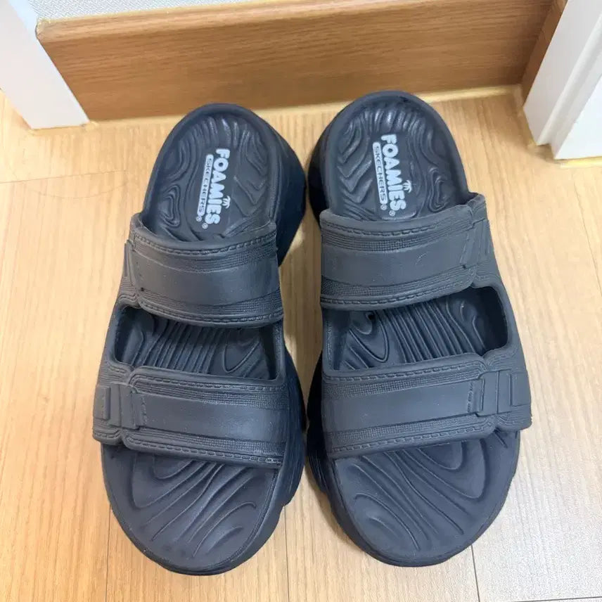 [SOLD OUT] 스케쳐스 맥스 쿠셔닝 여성 블랙