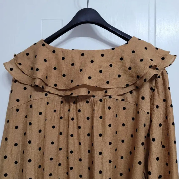 [BUNJANG] Big Size Sheer Big Collar Blouse / 99~100 빅사이즈 시스루 빅카라 블라우스