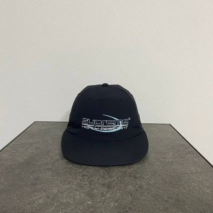 [BUNJANG] Supreme 6-Panel Ball Cap Hat 23FW Resistant Black / (OS) 슈프림 6패널 볼캡 모자 23FW 레지스턴트 블랙