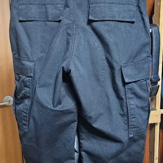 [BUNJANG] 5.11 Tactical Cargo Pants Black / [재가격인하] 5.11 택티컬 카고 팬츠 블랙 판매!