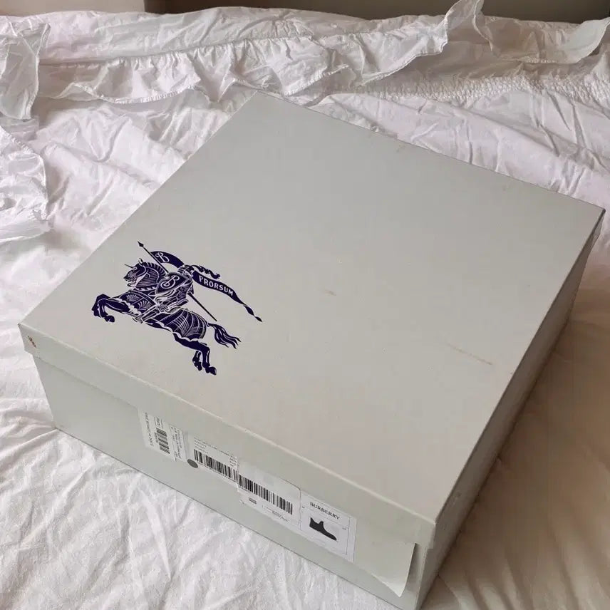 [BUNJANG] Burberry Marsh Low Boots 44 / 버버리 마쉬 로우 부츠 44 / 새제품 / 풀박스 / 정가 110만원