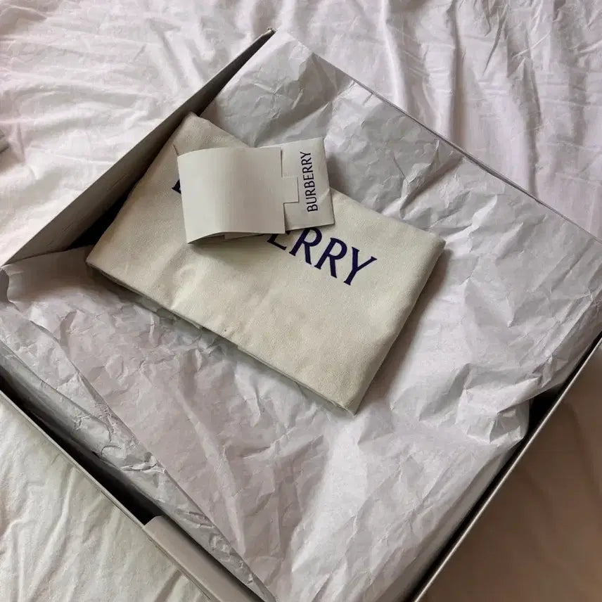 [BUNJANG] Burberry Marsh Low Boots 44 / 버버리 마쉬 로우 부츠 44 / 새제품 / 풀박스 / 정가 110만원