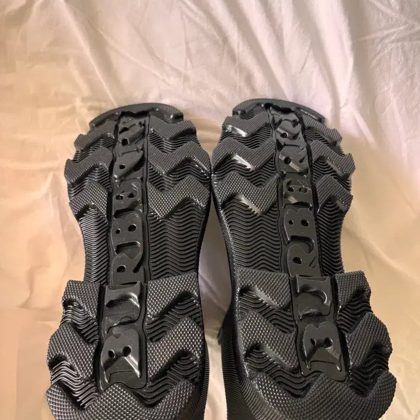 [BUNJANG] Burberry Marsh Low Boots 44 / 버버리 마쉬 로우 부츠 44 / 새제품 / 풀박스 / 정가 110만원