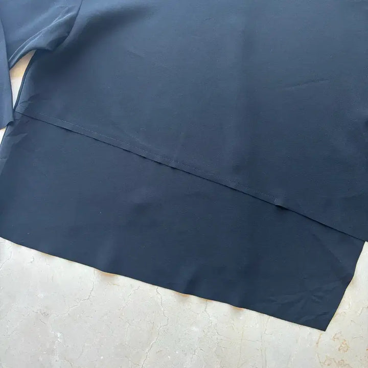 [BUNJANG] Enfold Asymmetrical Top / Enfold 엔폴드 비대칭 탑 38사이즈