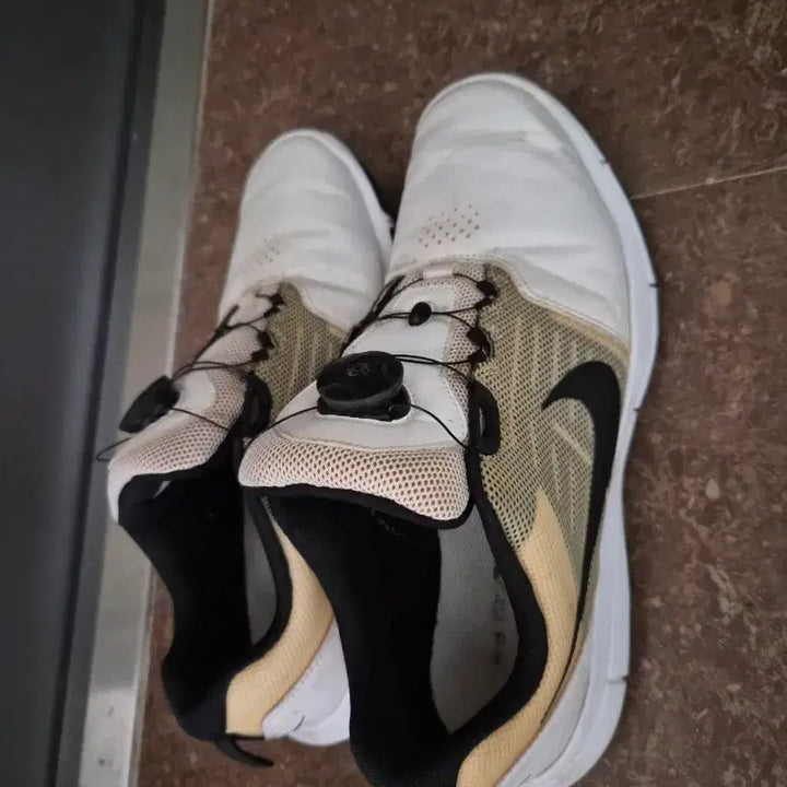 [BUNJANG] Nike Golf Shoes White/Black 265mm / 나이키 골프화 화이트/블랙 265mm