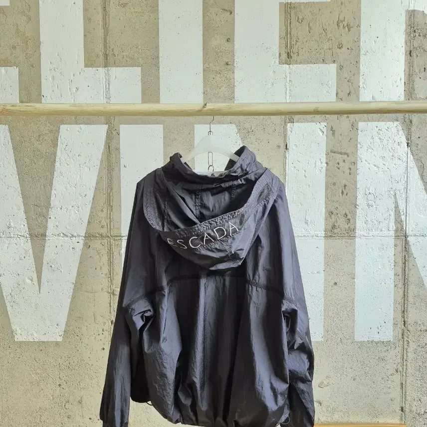 [SOLD OUT] 2025상품)에스까다 썸머 바람막이 집업