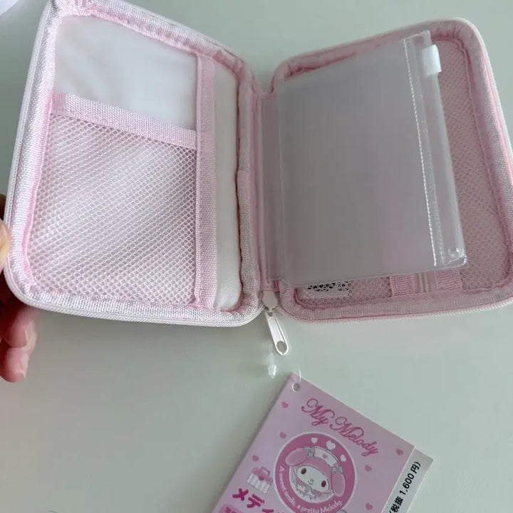 [BUNJANG] Sanrio My Melody Nurse Handbook Pouch Set / 산리오 간호수첩 파우치세트 마이멜로디 간호사
