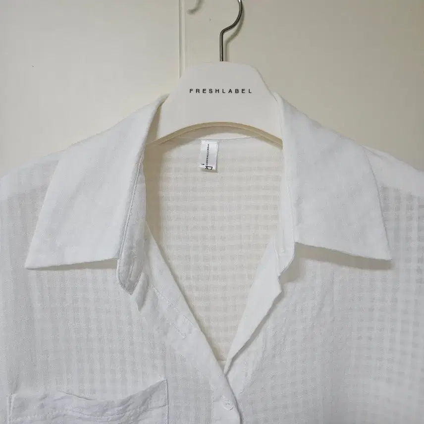 [BUNJANG] White Grid See-Through Shirt Loose Fit / [1번 착용] 화이트 격자 시스루 살안타 셔츠 루즈핏