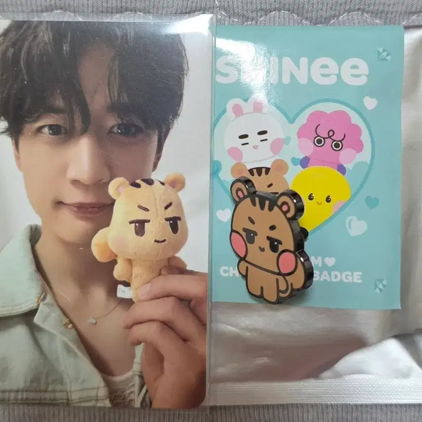 [SOLD OUT] 샤이니 민호 캐릭터 뱃지