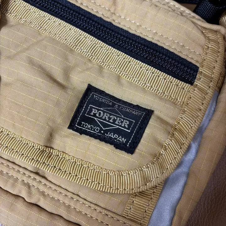 [BUNJANG] Porter Small Crossbody Bag Cream Yellow / PORTER 포터 스몰백 크로스백 샤코슈 가방 크림 옐로우