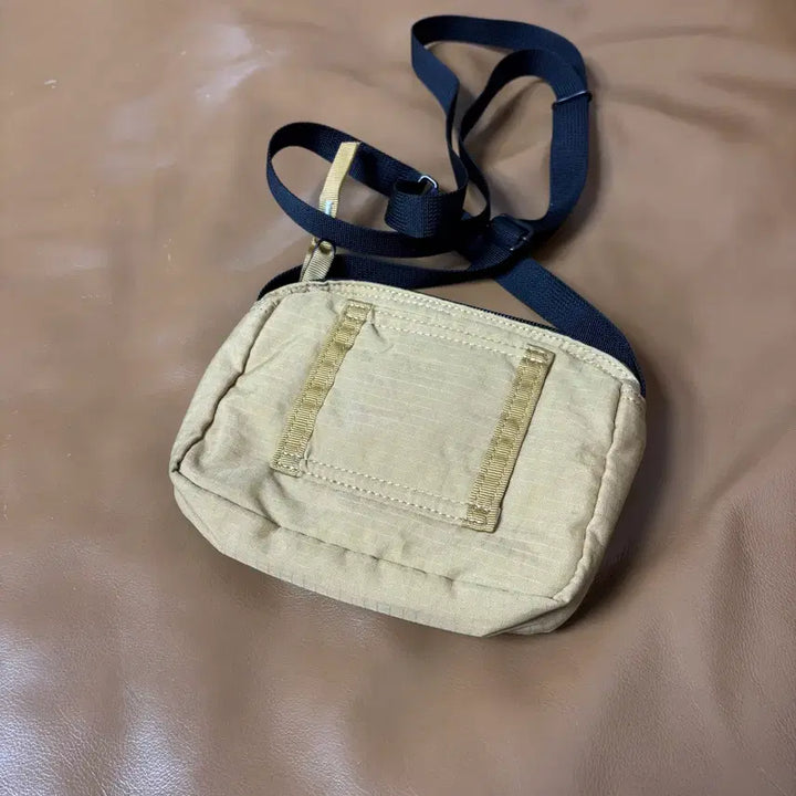 [BUNJANG] Porter Small Crossbody Bag Cream Yellow / PORTER 포터 스몰백 크로스백 샤코슈 가방 크림 옐로우