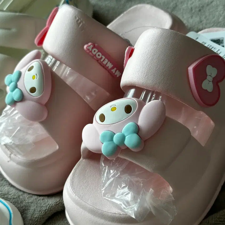 [BUNJANG] Sanrio Characters EVA Sandals / 산리오 캐릭터 EVA 샌들 슬리퍼