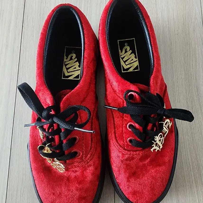 [BUNJANG] Vans Red Velvet Sneakers / 반스 레드 벨벳 스니커즈