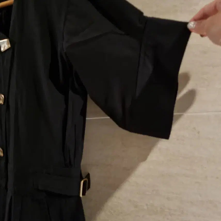 [BUNJANG] Jumpsuit with Gold Button Detail / 멋쟁이 금박단추포인트~점프수트