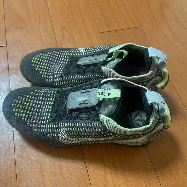 [BUNJANG] Nike Air VaporMax 230 Sneakers / 나이키 에어 베이퍼맥스 230