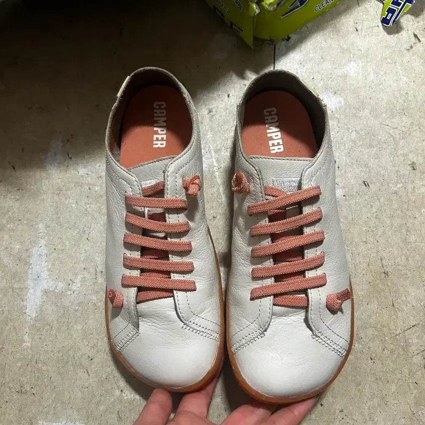 [BUNJANG] Camper Peu Cami White Size 38 / 캠퍼 페우 카미 화이트 38사이즈