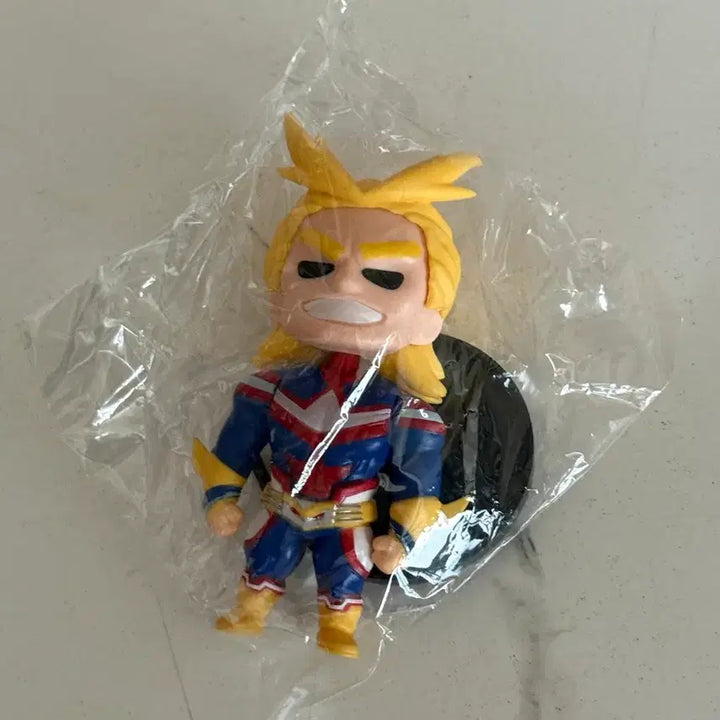 [SOLD OUT] 히로아카 나히아 올마이트 가챠 피규어