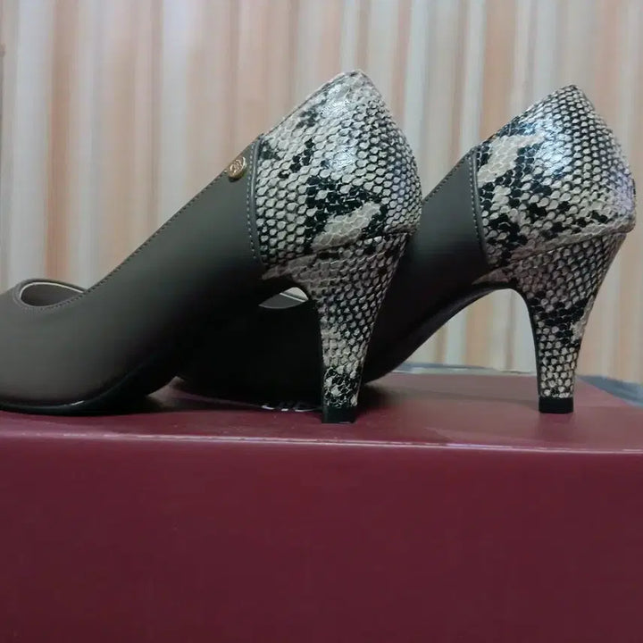 [BUNJANG] stiukorea Women&