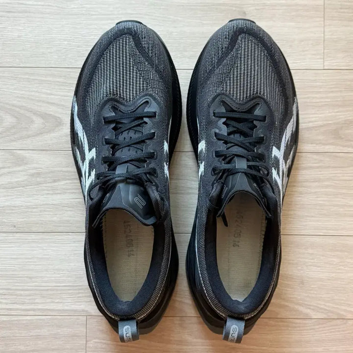 [SOLD OUT] (285) 아식스 슈퍼블라스트 2 블랙 화이트